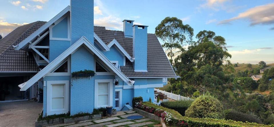 Belissima Casa House in Campos do Jordão