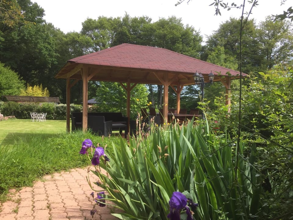 Patio, Garden, Balcony/Terrace, Garden view, Internal: Not applicable to any particular room