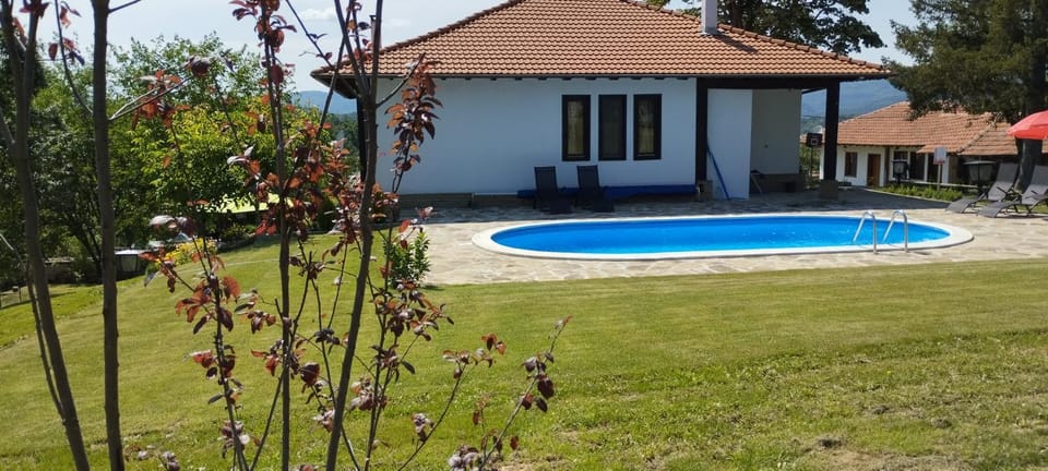 Бор и Шишарка Villa in Veliko Tarnovo Province, Bulgaria