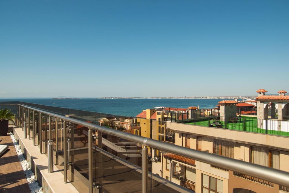 Луксозен апартамент Свети Влас Вила Аристо Apartment in Burgas Province