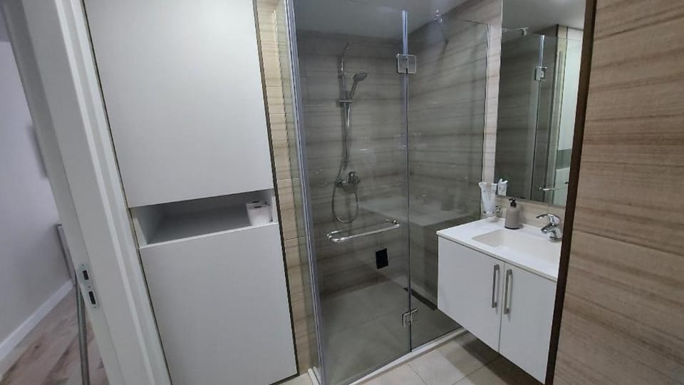 Shower, Bathroom