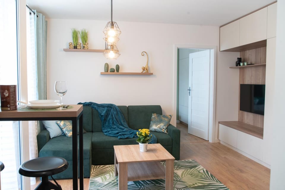 Apartament Zielony - Okrzei (Garaż, Targi) Apartment in Poland
