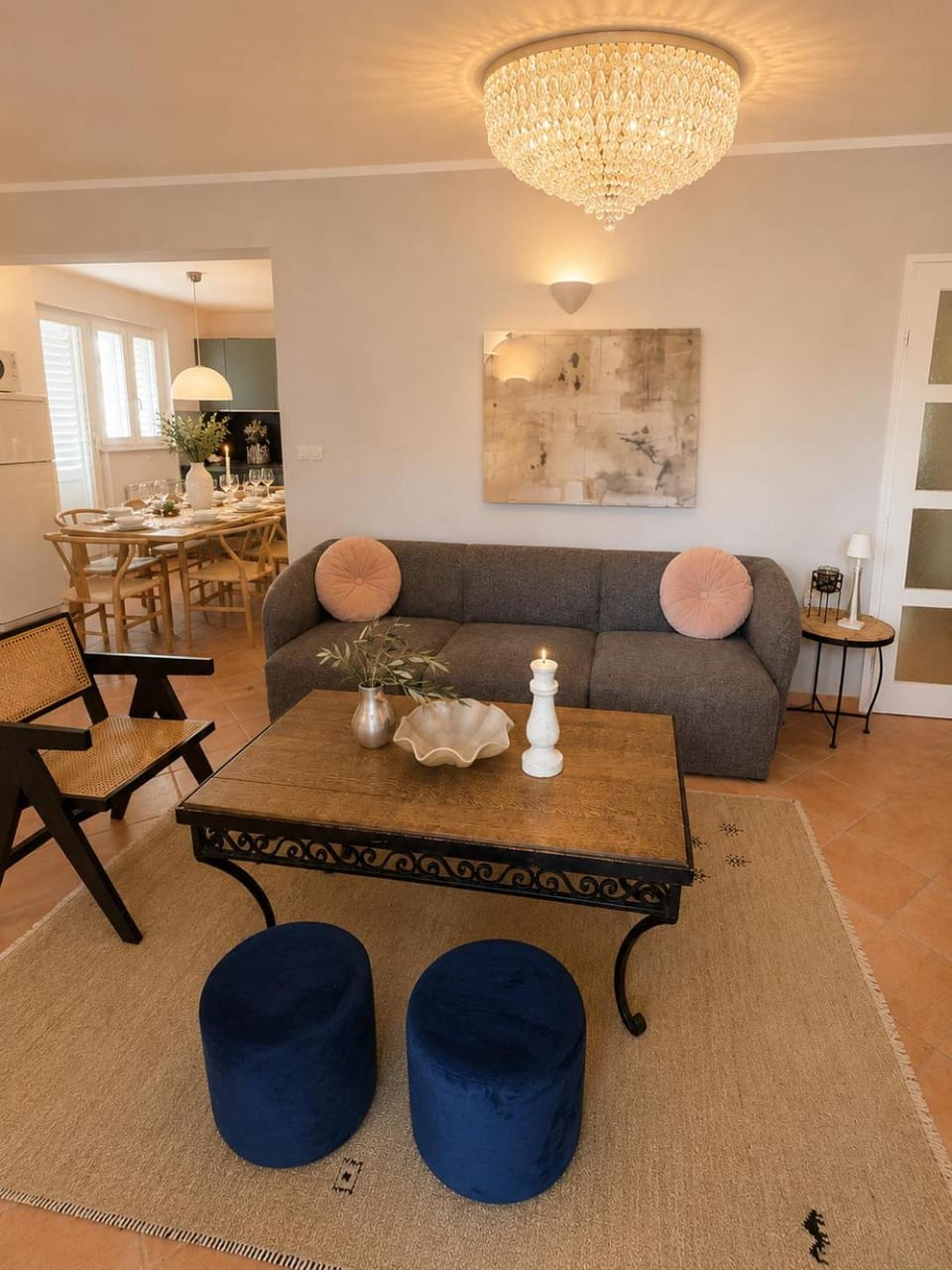 Living room, Seating area