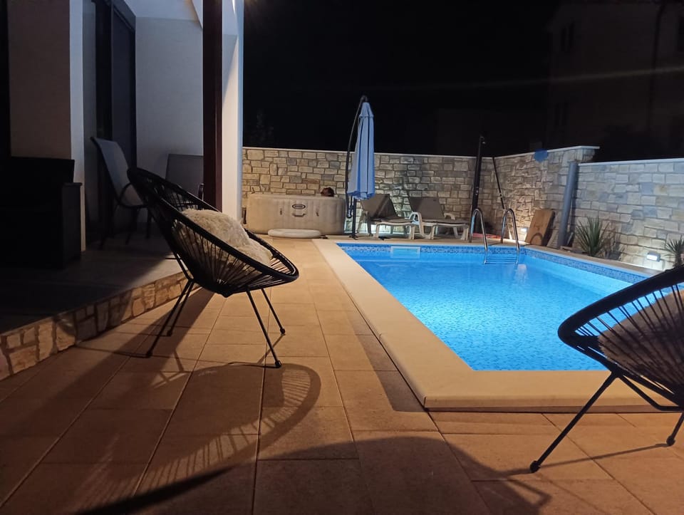 Kuća za odmor MARIA Villa in Šibenik-Knin County, Croatia
