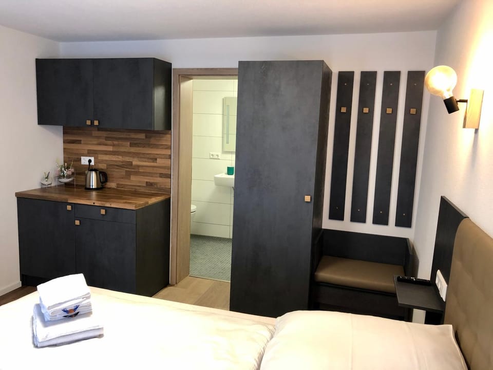 City Apartments, Outlet 100 Meter Apartment in Metzingen