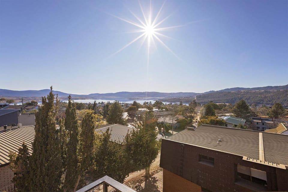 Natural landscape, Lake view, Mountain view