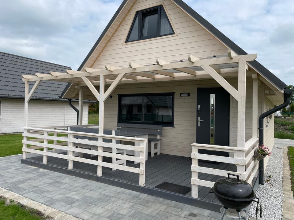 Property building, Balcony/Terrace