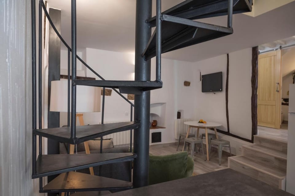 Communal lounge/ TV room, Living room