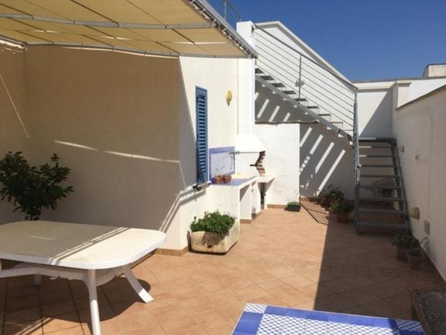 SPELU - Appartamento con terrazza fronte mare Apartment in Apulia