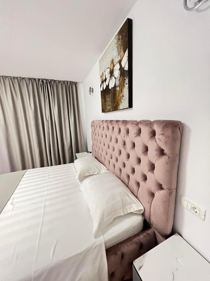 Property building, Bathroom, Bedroom