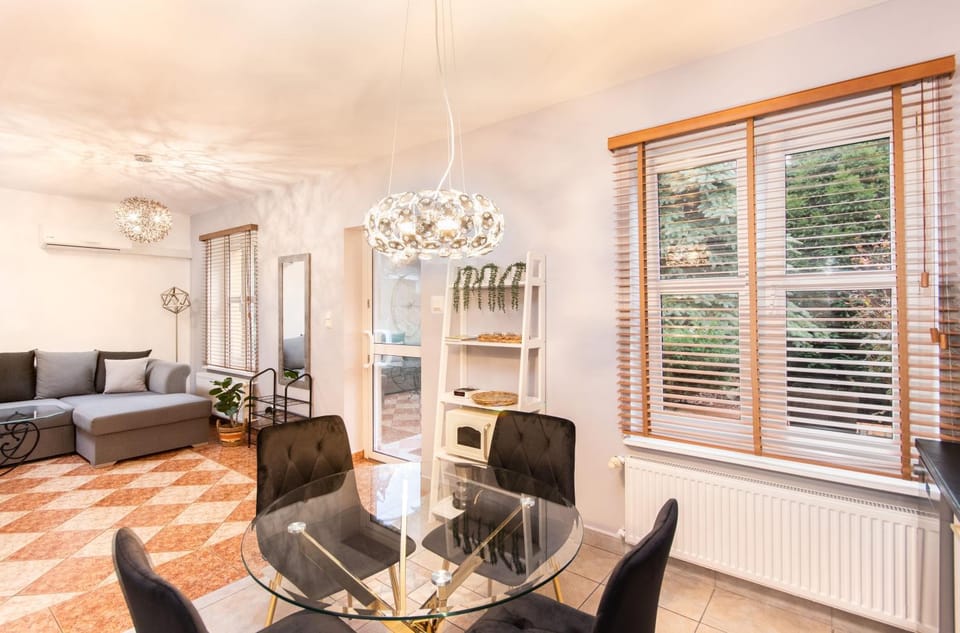 Living room, kitchen