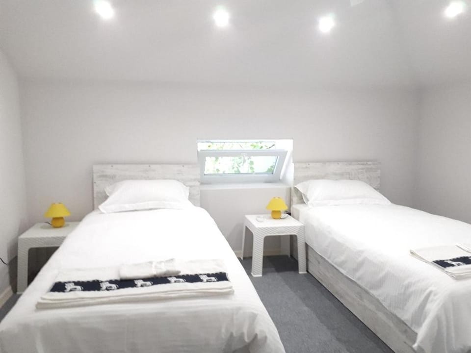 Top Center 4-Bedroom Apartment Apartment in Varna