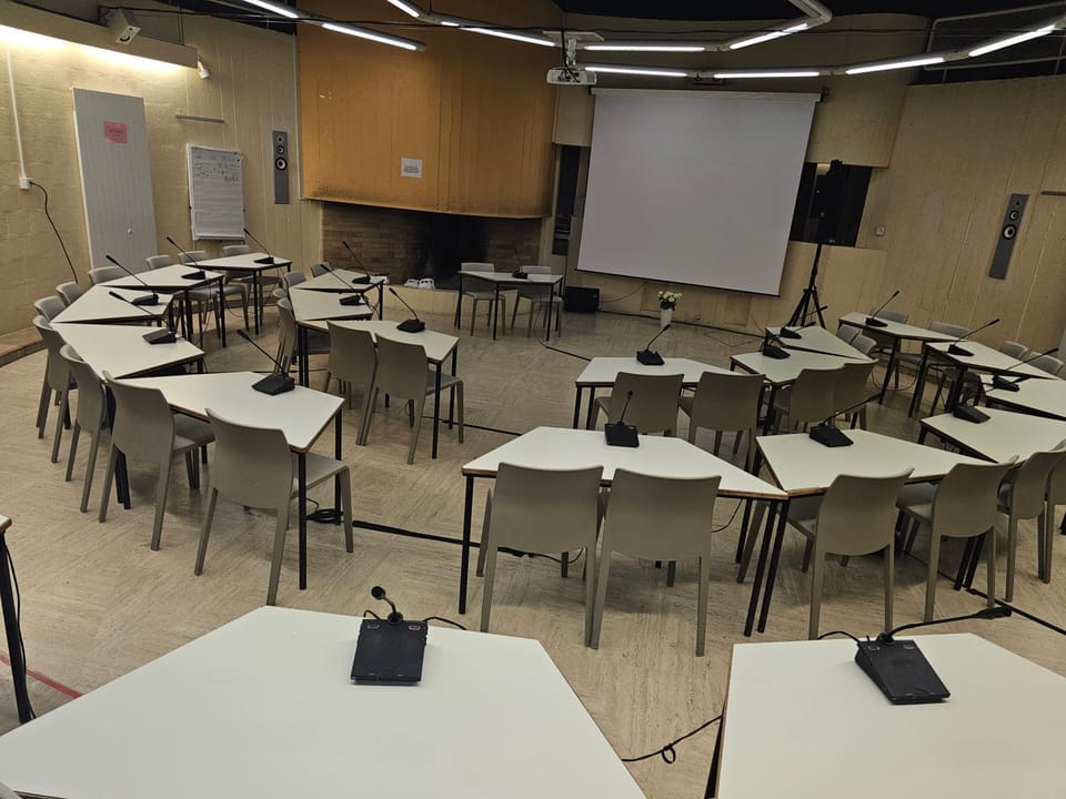 Meeting/conference room
