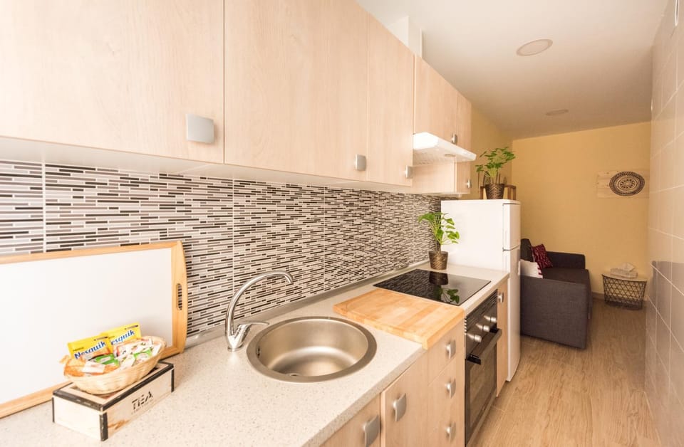 Kitchen or kitchenette