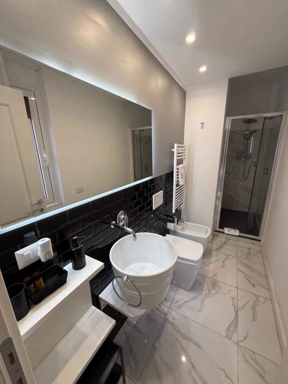 Toilet, Bathroom