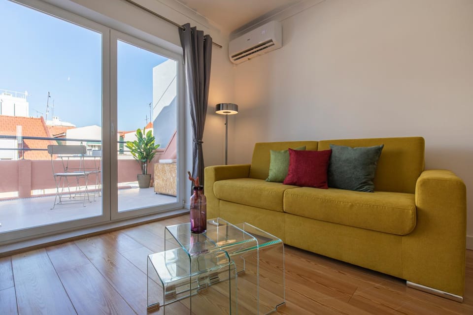 Balcony/Terrace, Living room