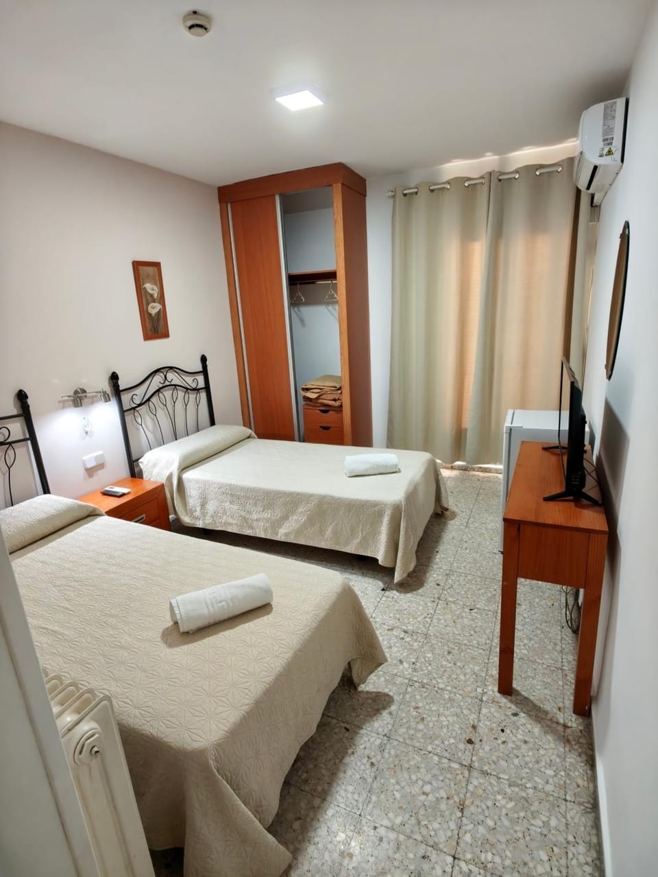 H Arkanta Bed and Breakfast in Community of Madrid