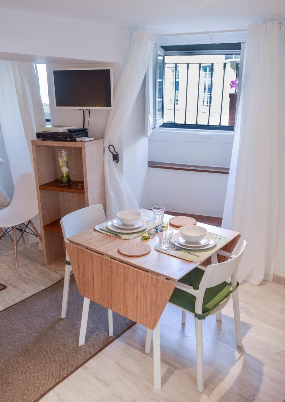 Alfama Loft, Santa Apolonia Apartment in Lisbon