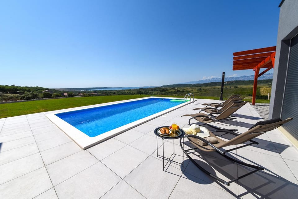 Vila Matak Villa in Zadar County