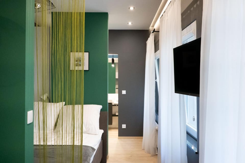 Bathroom, TV and multimedia, Living room, Bedroom