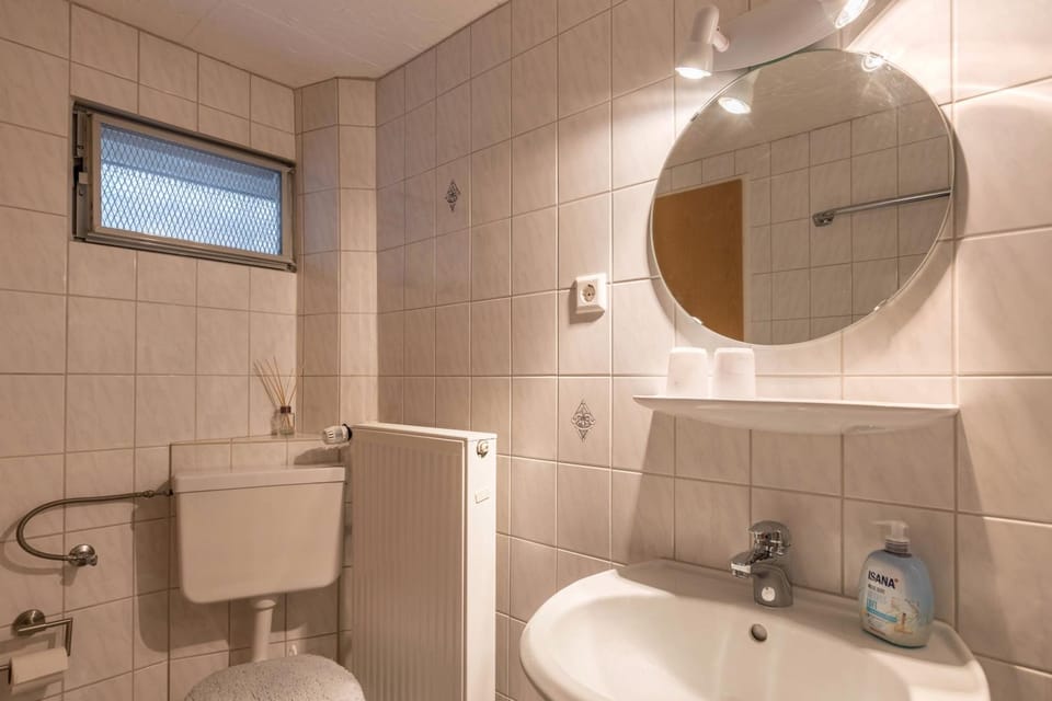 Bathroom, Living room