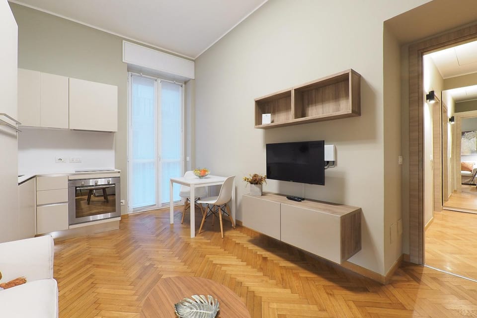 TV and multimedia, Kitchen or kitchenette, Dining area