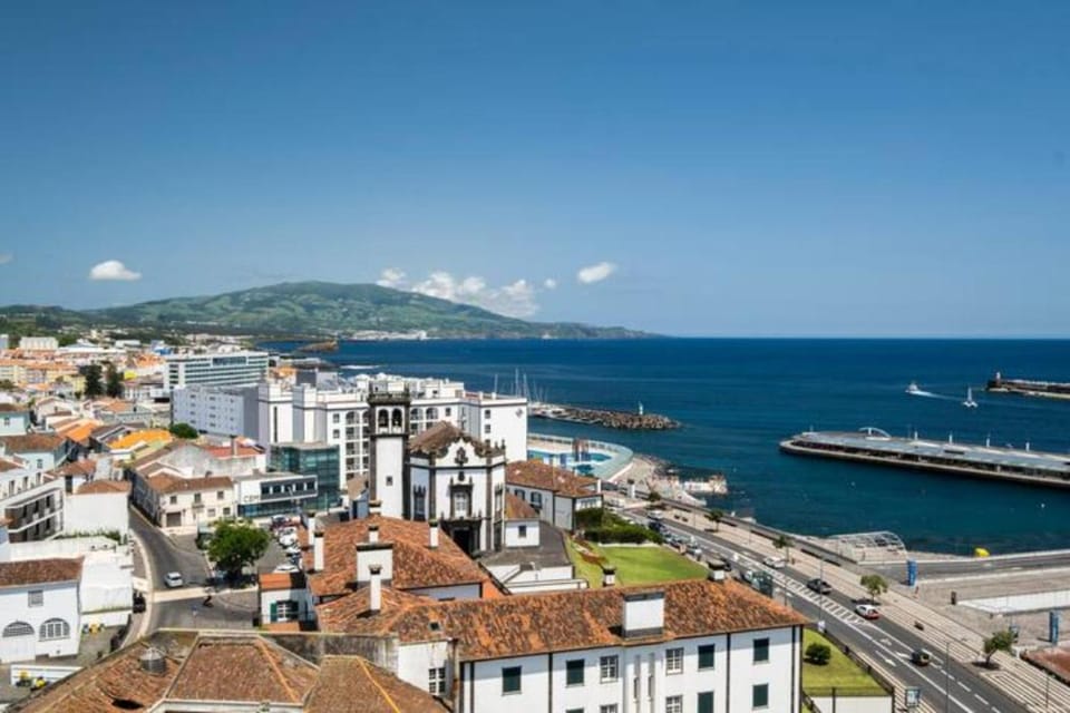 City view, Sea view