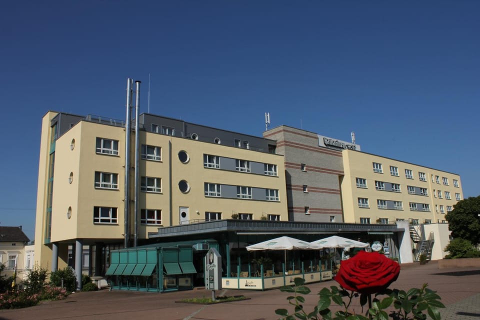 Property building, Day