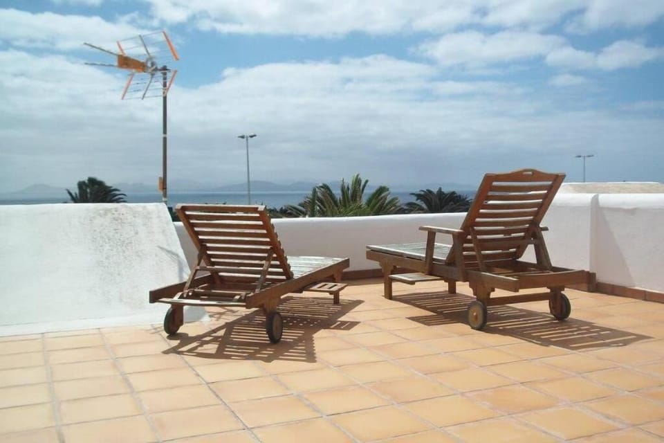 Ocean Breeze House in Playa Blanca