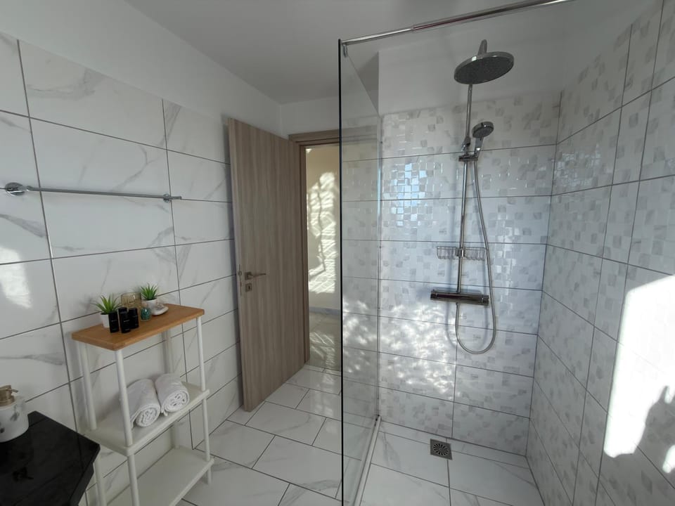 Freesia Grand Sea View Residence Apartment in Cephalonia
