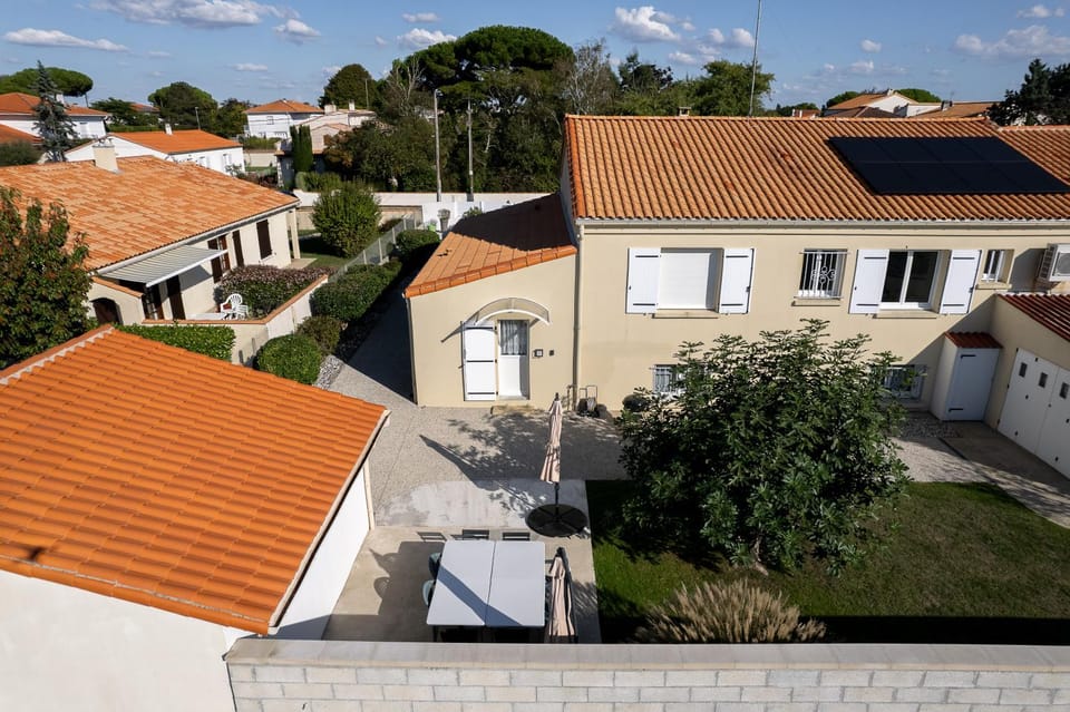 APPARTEMENT INDÉPENDANT 80M² DANS VILLA Apartment in Nouvelle-Aquitaine
