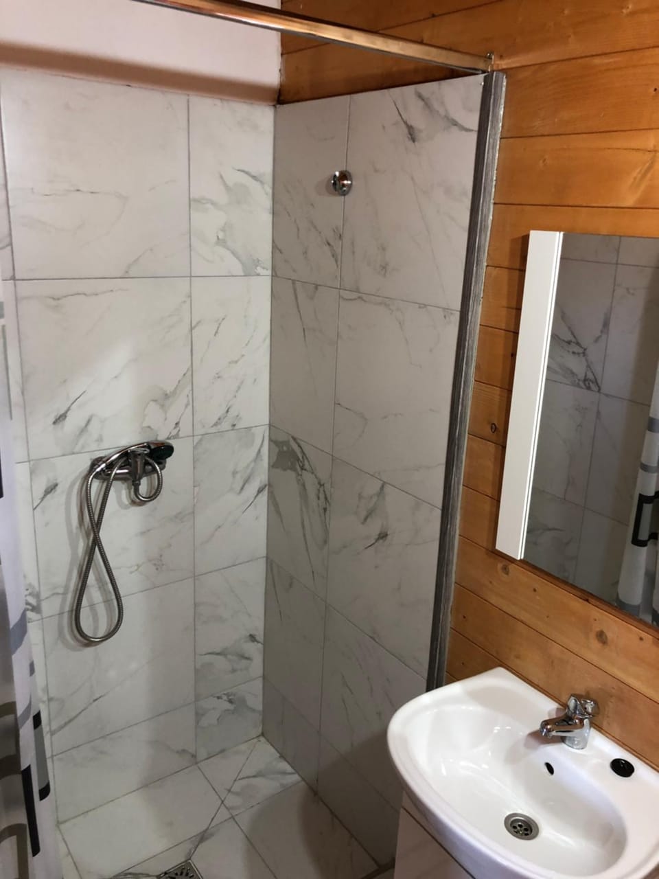 Casutele Deny Băile Figa cu aer condiționat House in Cluj County