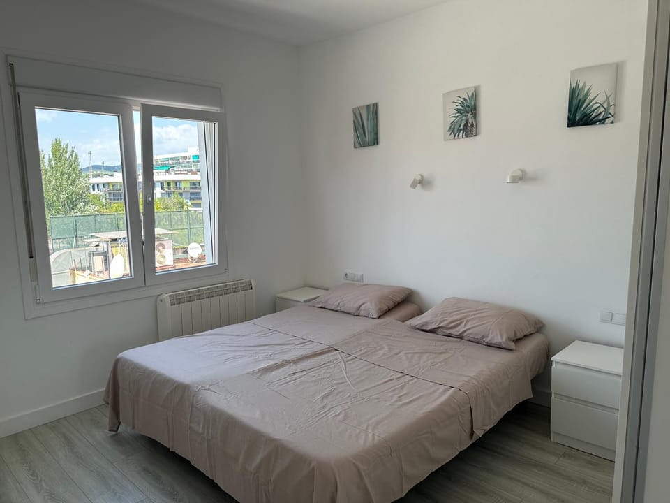 White Apartment Apartment in Lloret de Mar