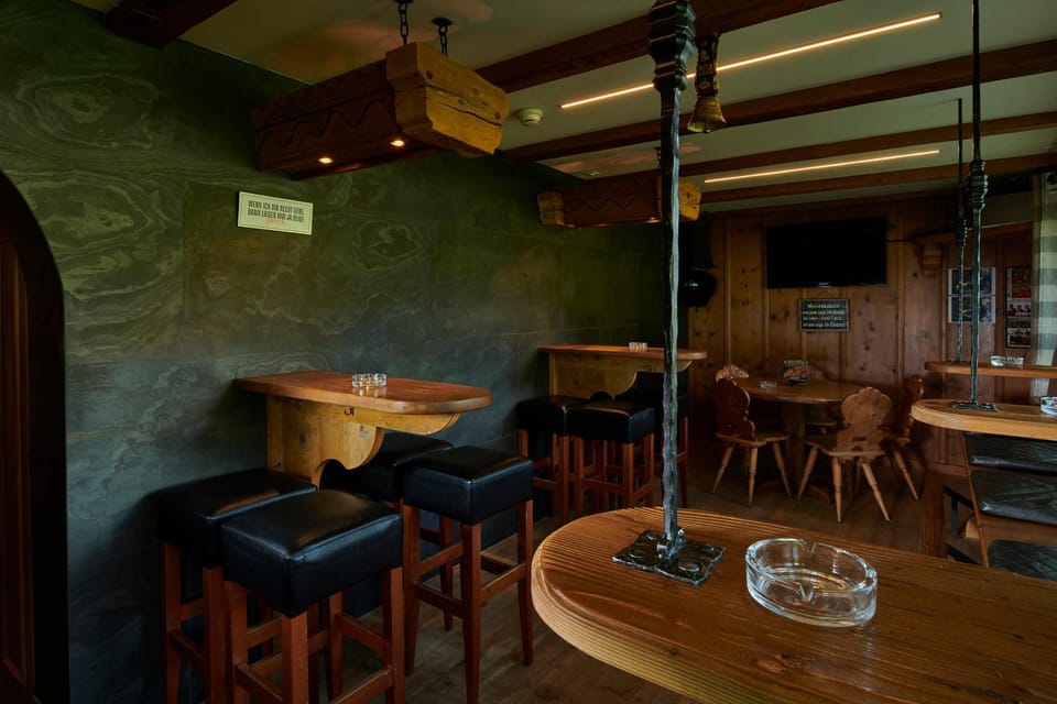 Hotel Alphorn Hotel in Saanen