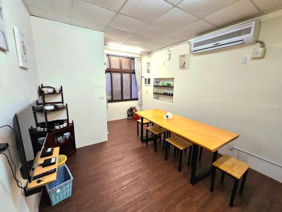 想來就來-台南包棟民宿-電動麻將ktv可寵物 Vacation rental in Kaohsiung