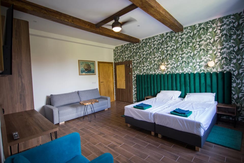 Photo of the whole room