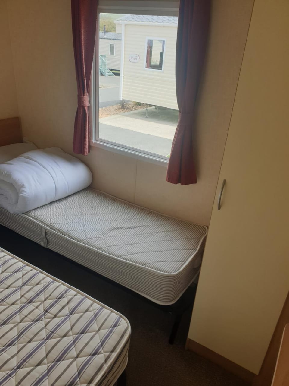Hill View caravans Apartment in Tirymynach