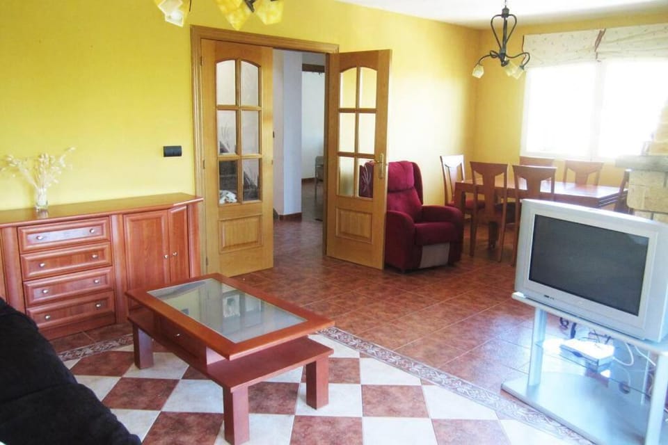 Communal lounge/ TV room, Living room