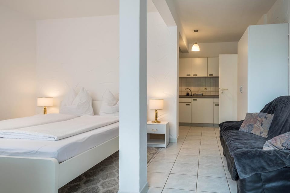 Living room, Bedroom