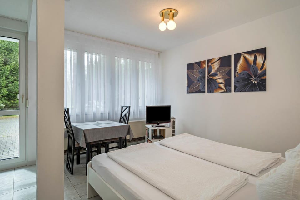 Property building, Living room, Bedroom