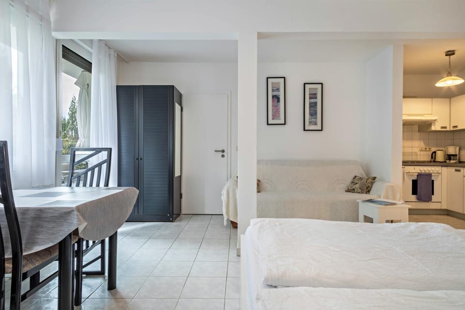 Property building, Living room, Bedroom