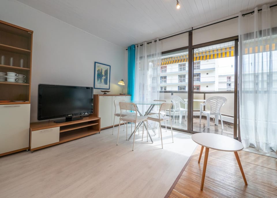 Balcony/Terrace, Living room, Dining area