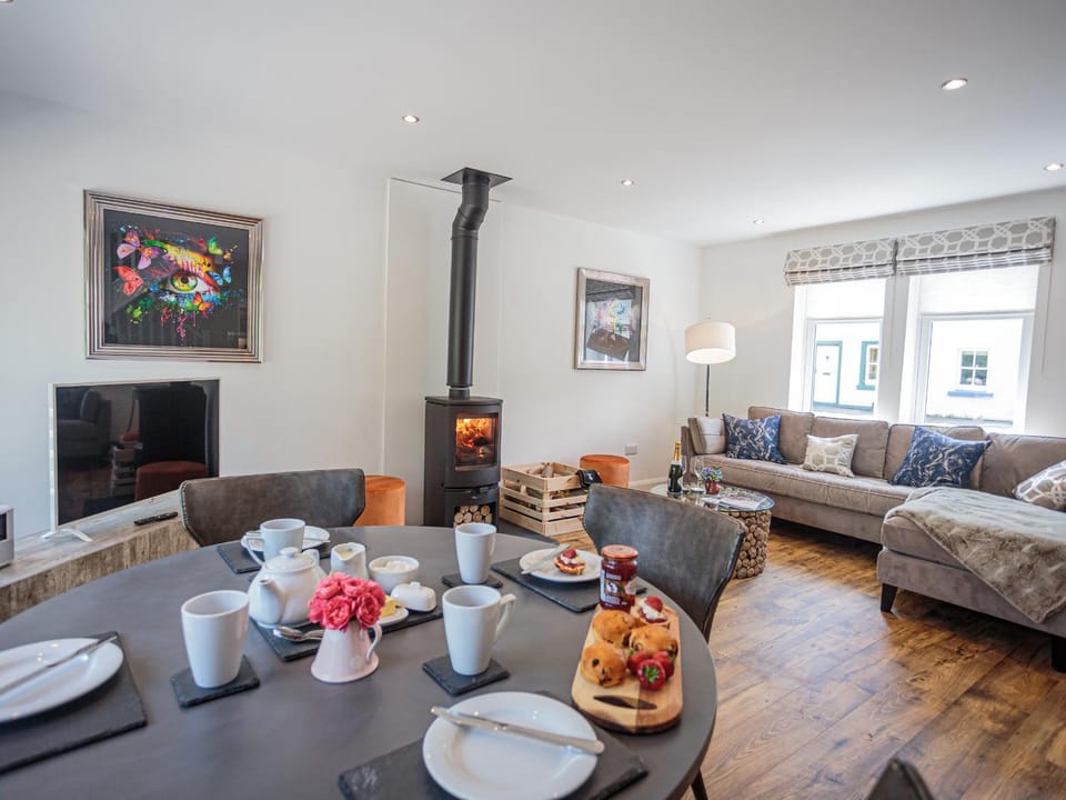 Squirrel Cottage House in England