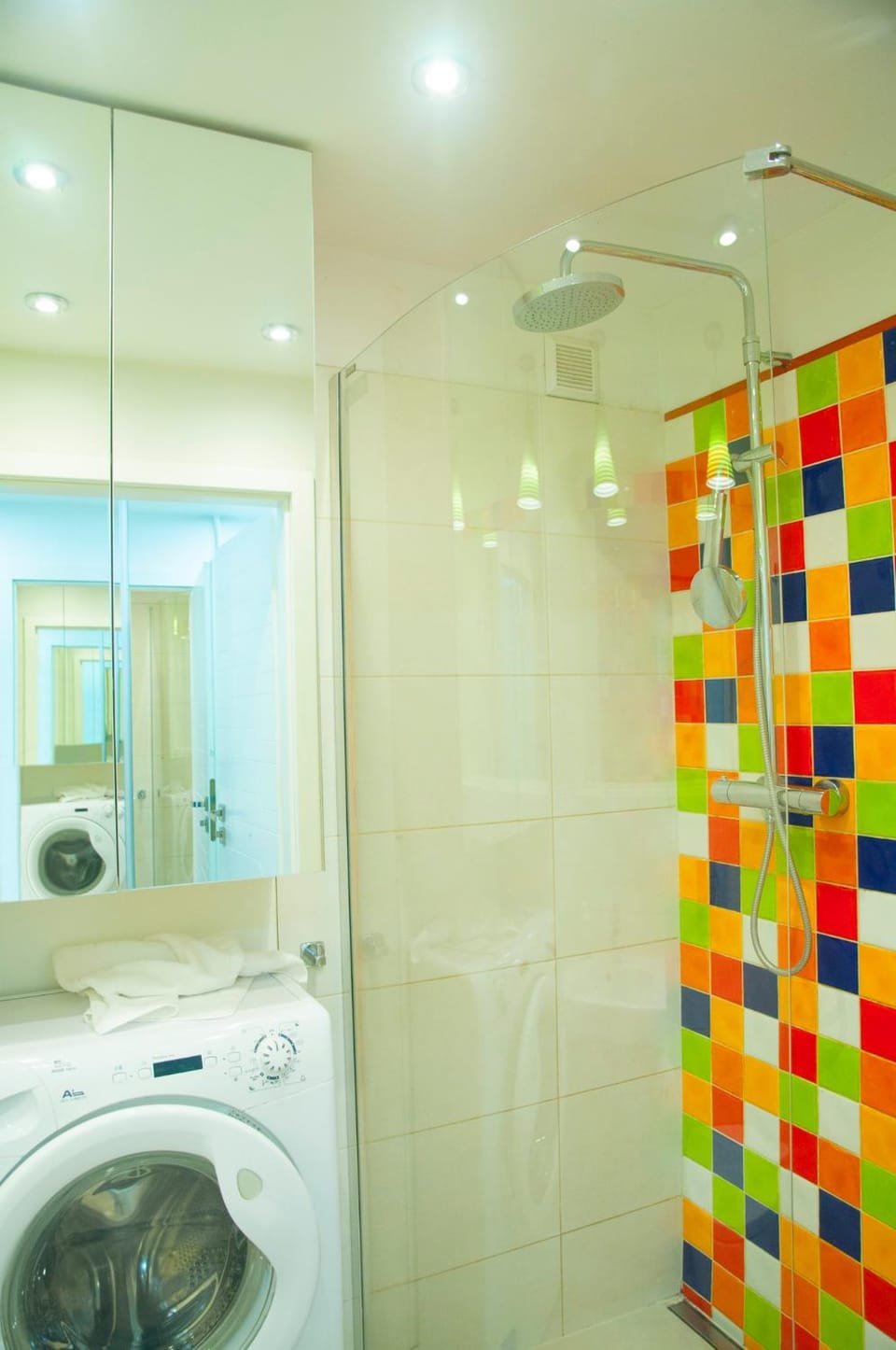 Shower, Bathroom, washing machine