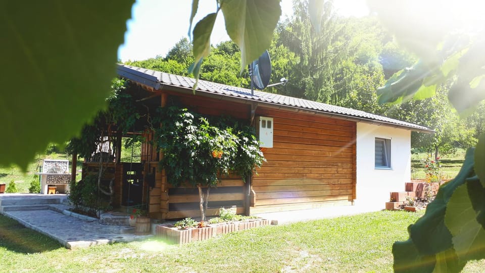 Studio apartman Firdaus-Bihać, Dobrenica bb House in Lika-Senj County