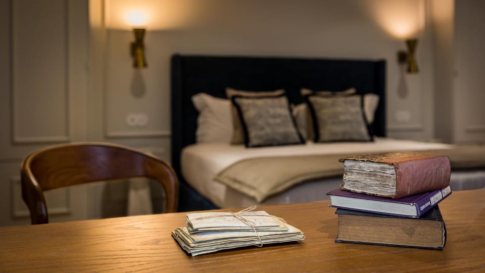 Bed, Photo of the whole room