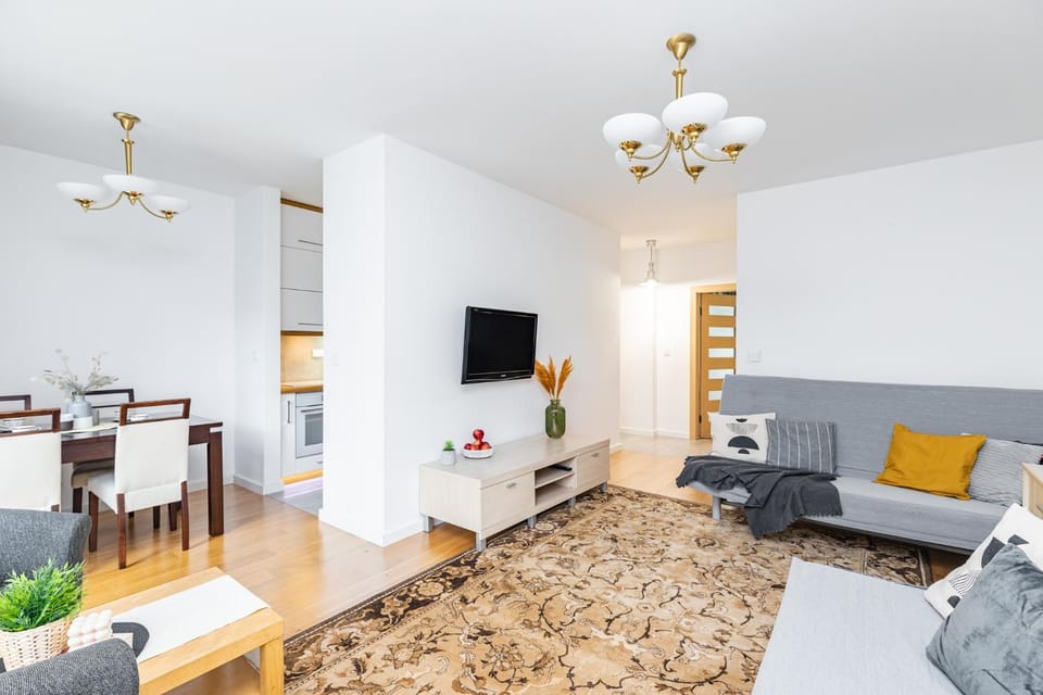 Communal lounge/ TV room, Living room, Dining area, Evening entertainment