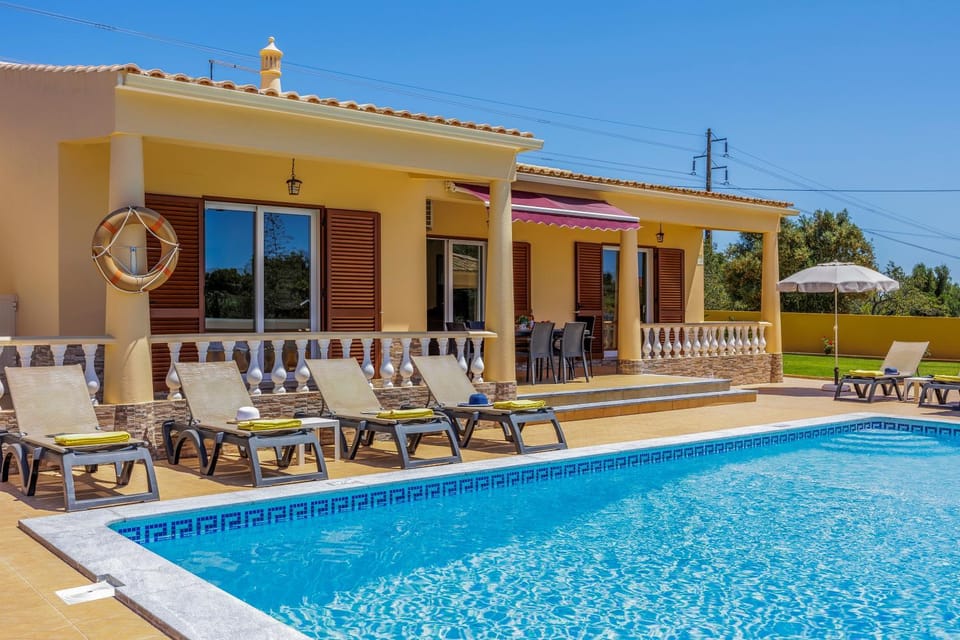Villa Monte Velho Villa in Olhos de Água