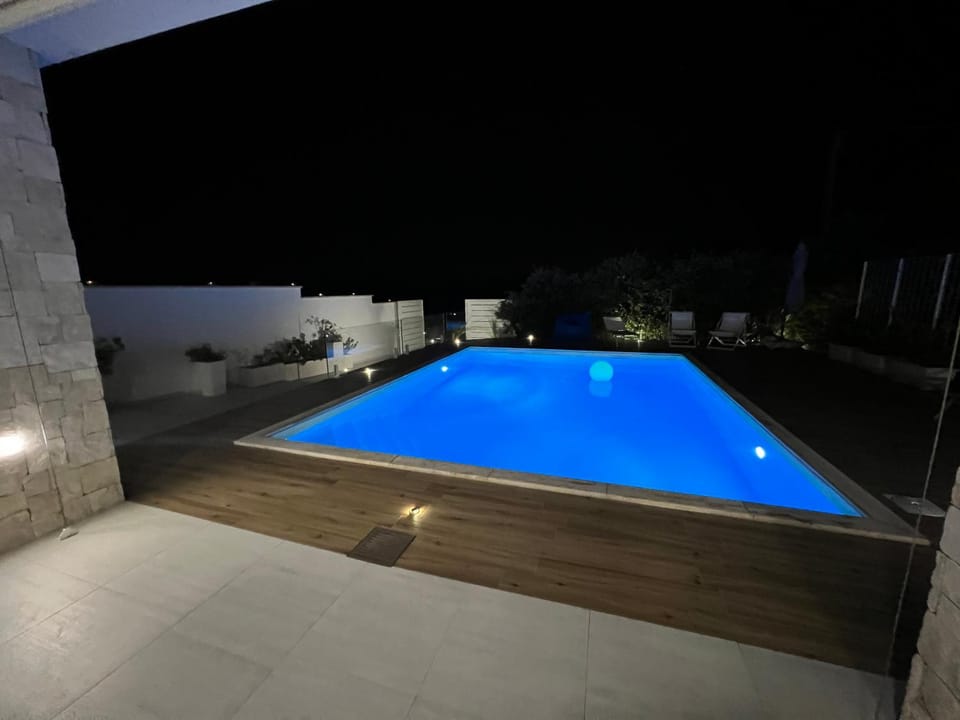 Il marchese in piscina Villa in Province of Taranto