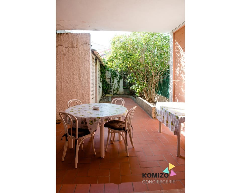 Patio, Patio, Balcony/Terrace, Dining area, locker, locker